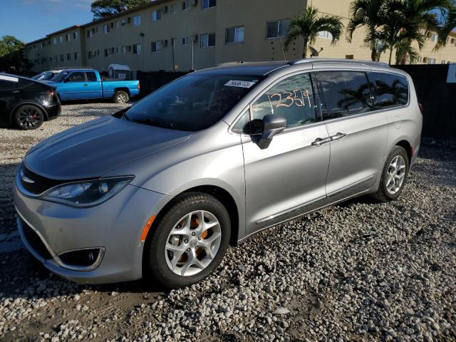 Chrysler Pacifica (2017)