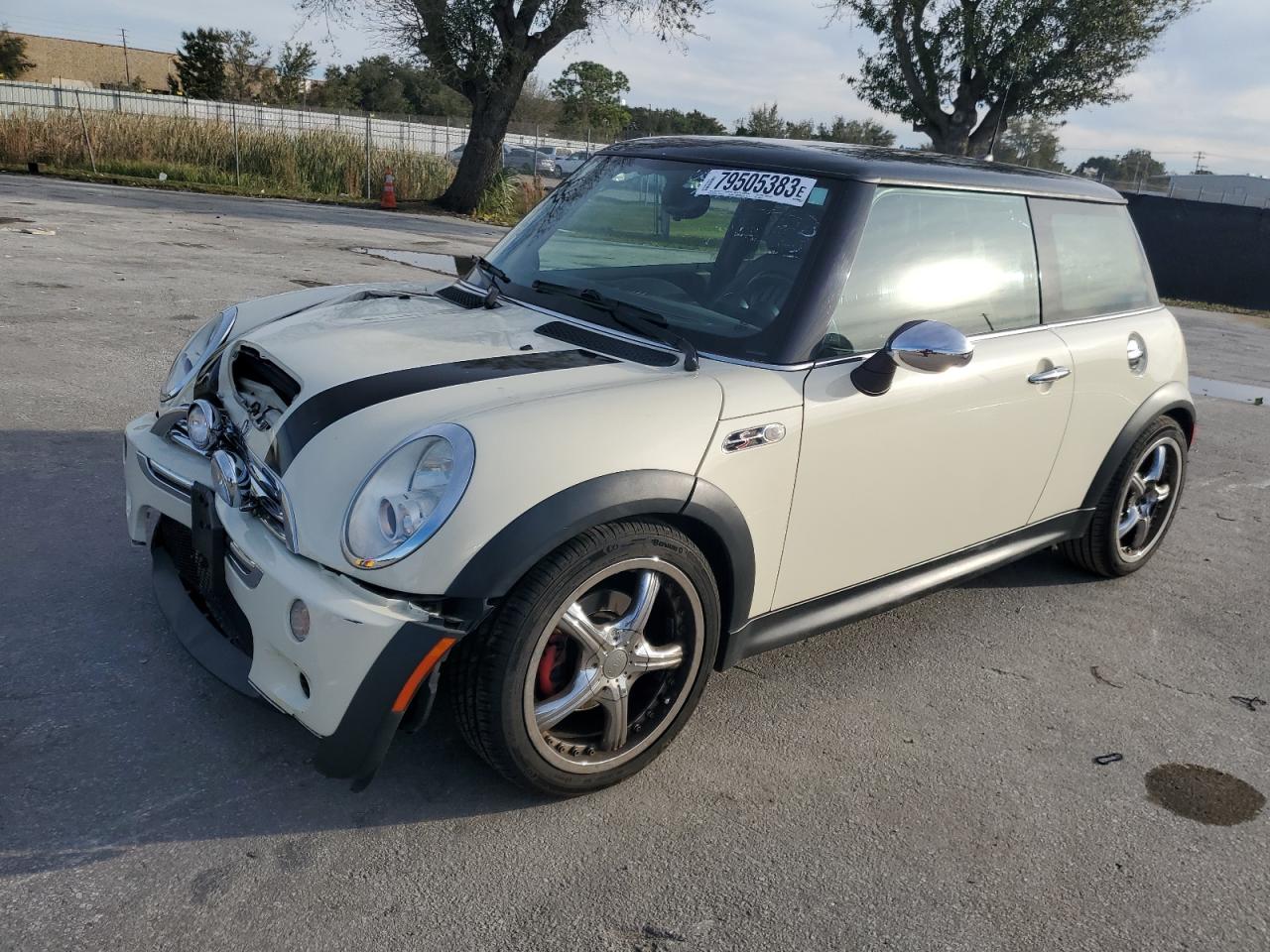 Mini Cooper (2006)