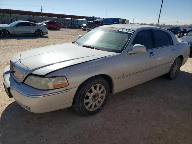 Lincoln Towncar (2007)