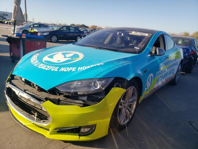 Tesla Model s (2013)