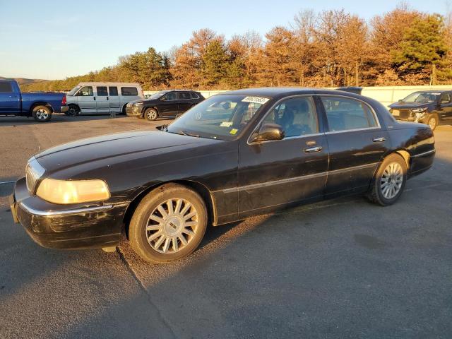 Lincoln Towncar (2003)