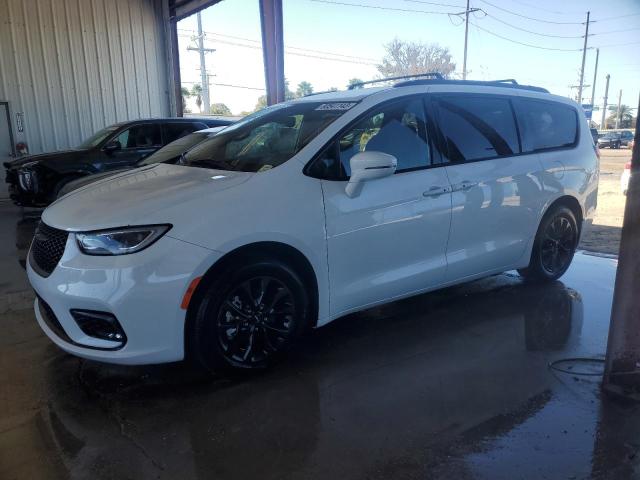 Chrysler Pacifica (2021)