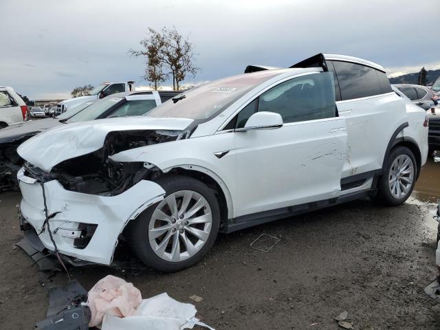 Tesla Model x (2020)