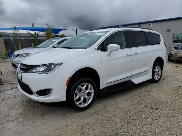 Chrysler Pacifica (2017)