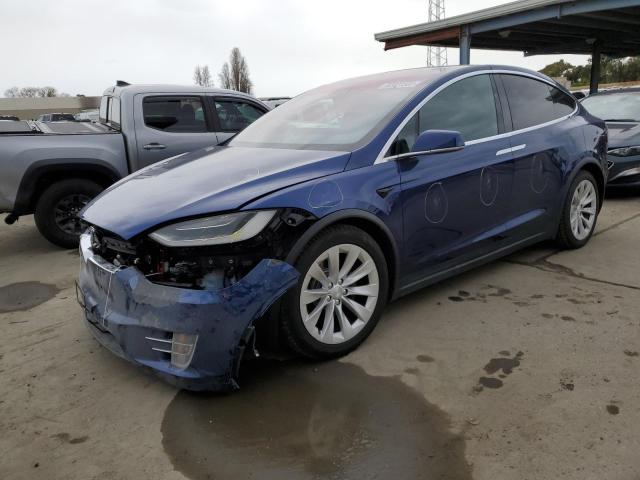 Tesla Model x (2016)