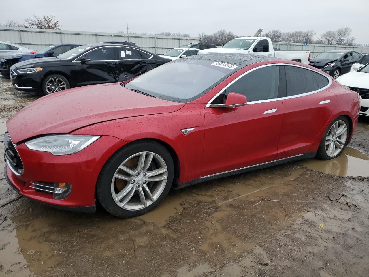 Tesla Model s (2016)