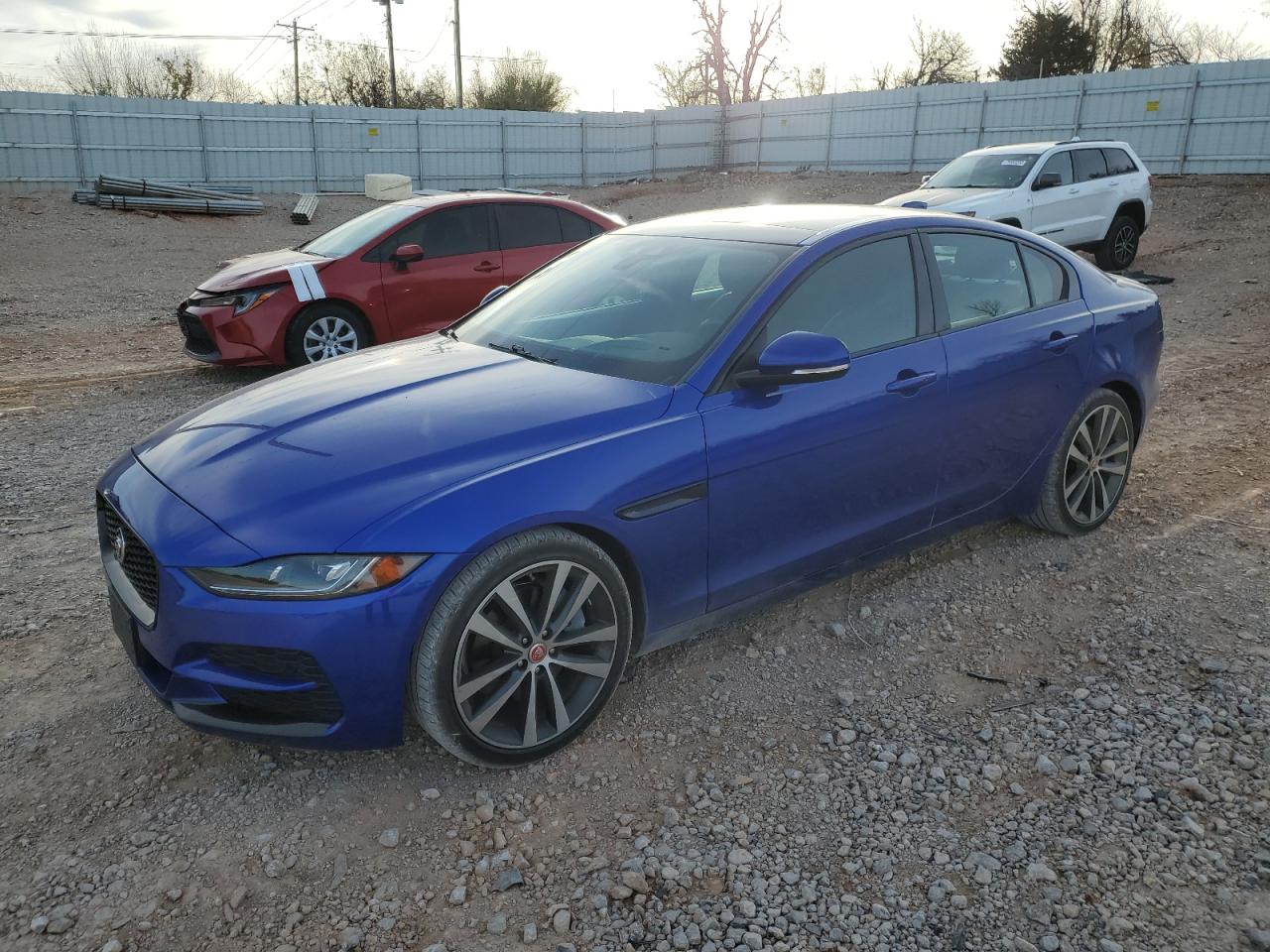 Jaguar Xe (2020)