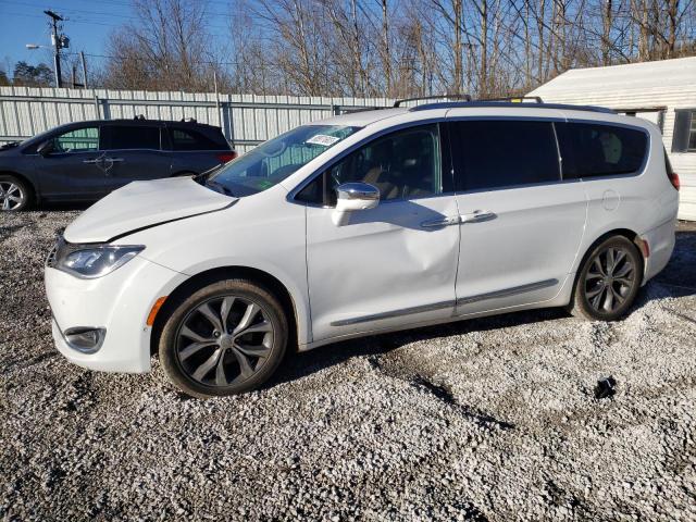 Chrysler Pacifica (2017)