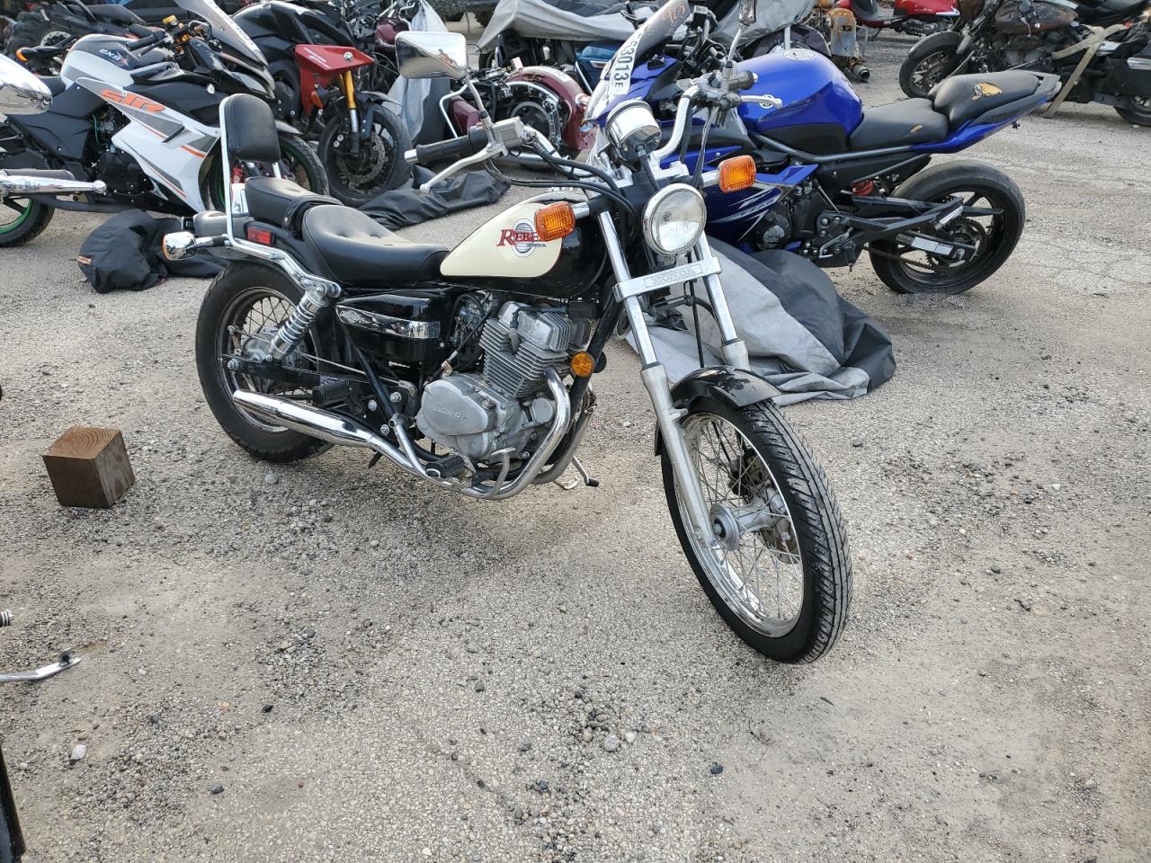 Honda Legend (1997)