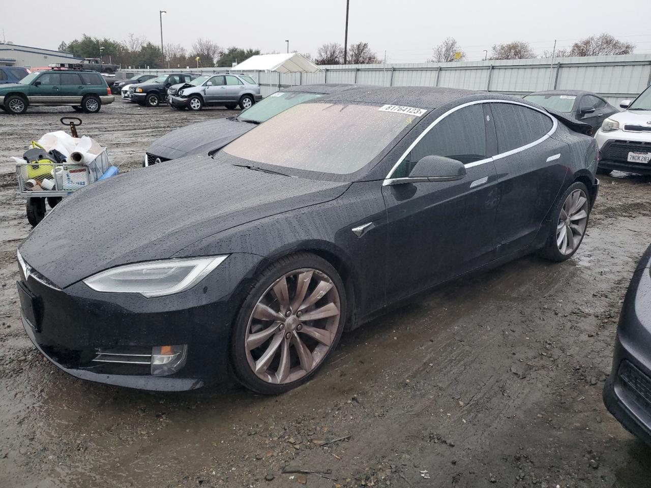 Tesla Model s (2017)
