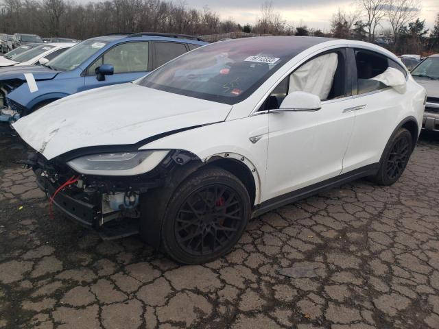 Tesla Model x (2016)
