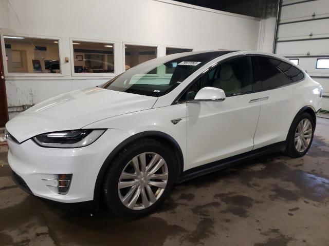 Tesla Model x (2016)