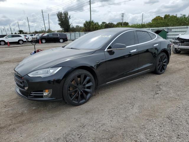 Tesla Model s (2013)