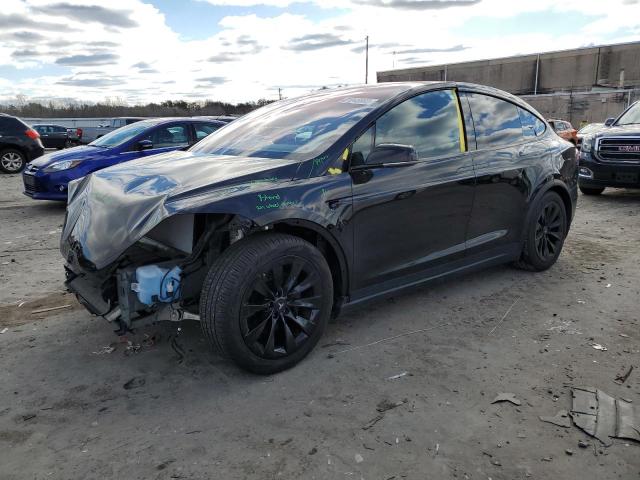 Tesla Model x (2016)