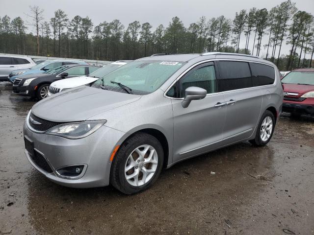 Chrysler Pacifica (2017)