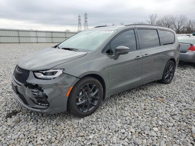 Chrysler Pacifica (2022)