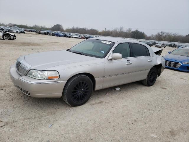 Lincoln Towncar (2006)