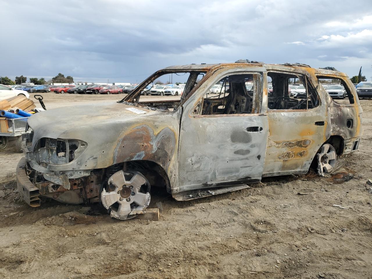 Toyota Sequoia (2005)