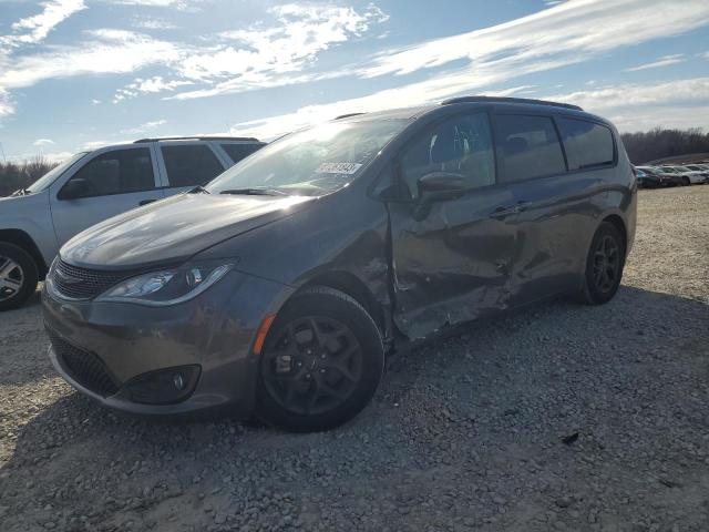 Chrysler Pacifica (2019)