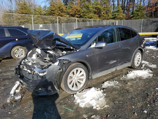 Tesla Model x (2017)