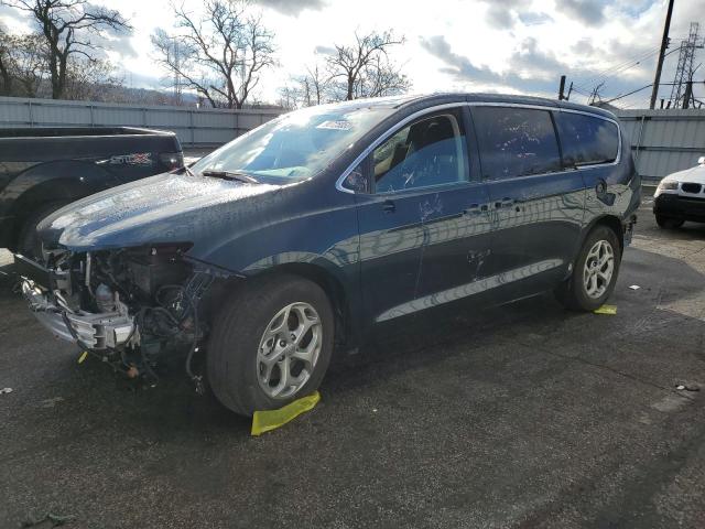 Chrysler Pacifica (2023)