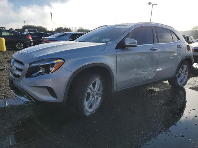 Mercedes-benz Gla-class (2016)