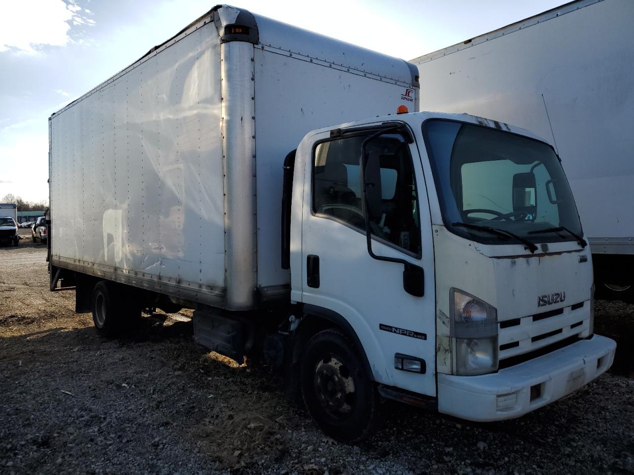 Isuzu Npr (2011)