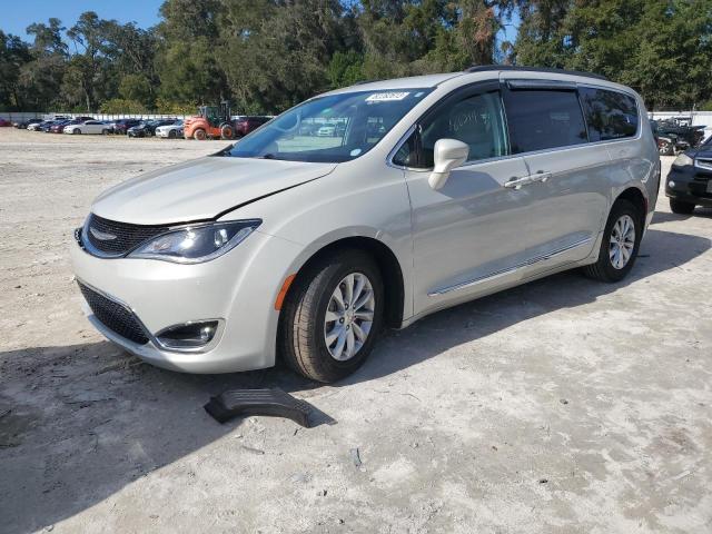 Chrysler Pacifica (2017)