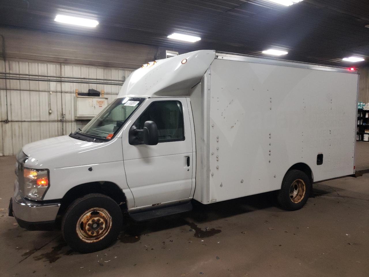 Ford Econoline (2017)