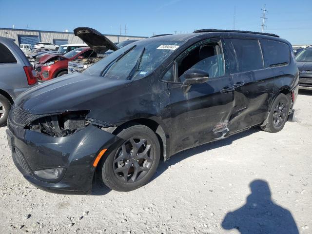 Chrysler Pacifica (2020)