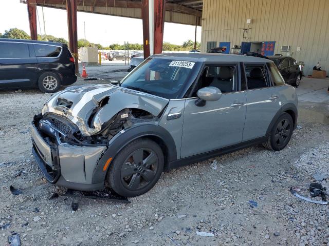 Mini Cooper (2022)
