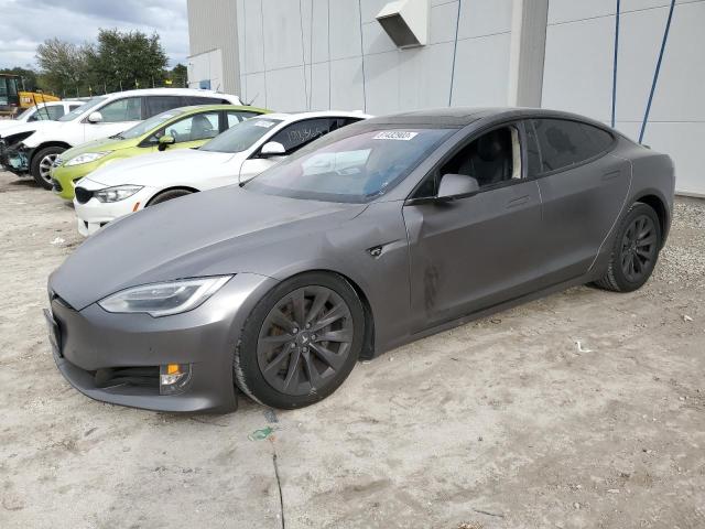 Tesla Model s (2016)
