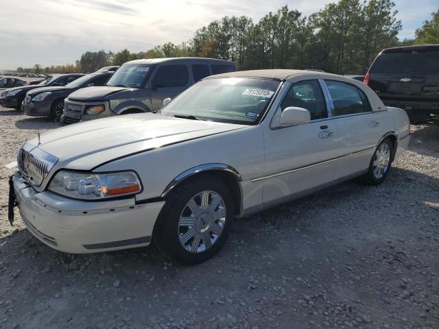 Lincoln Towncar (2003)