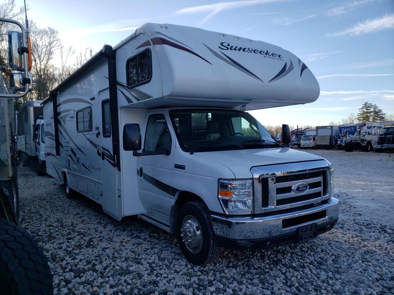 Ford Econoline (2017)