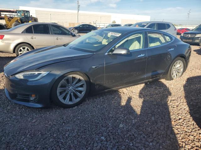 Tesla Model s (2017)