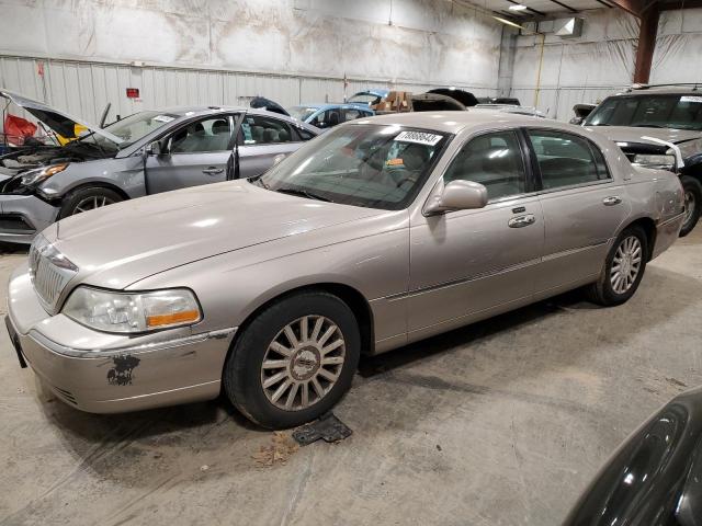 Lincoln Towncar (2003)