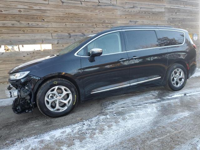 Chrysler Pacifica (2022)