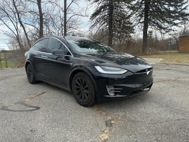 Tesla Model x (2019)