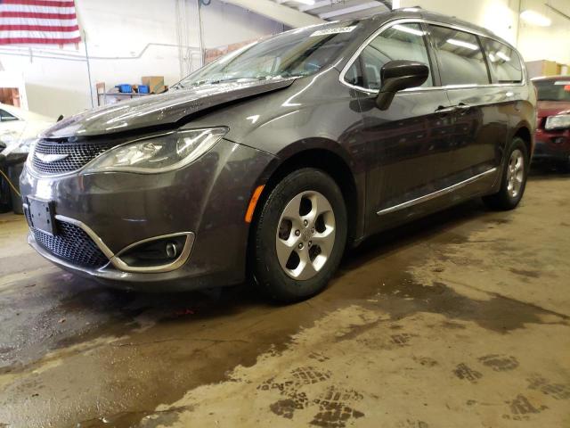 Chrysler Pacifica (2017)