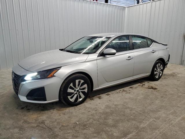 Nissan Altima s (2023)