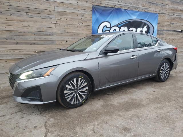 Nissan Altima sv (2024)