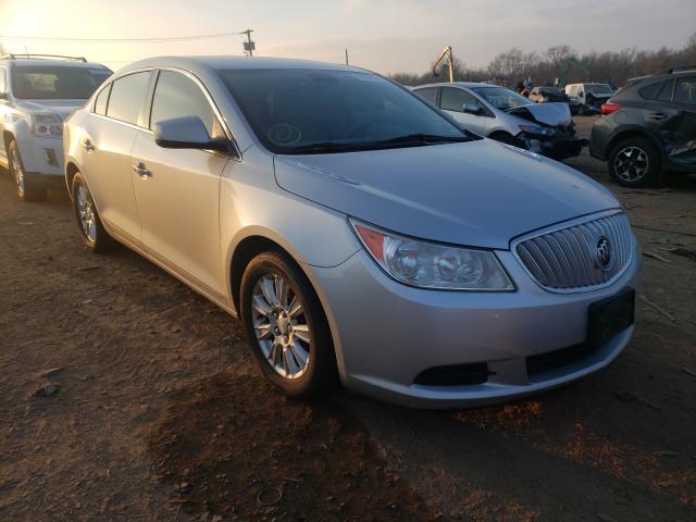 Buick Lacrosse c (2011)