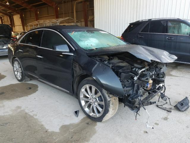 Cadillac Xts luxury (2014)
