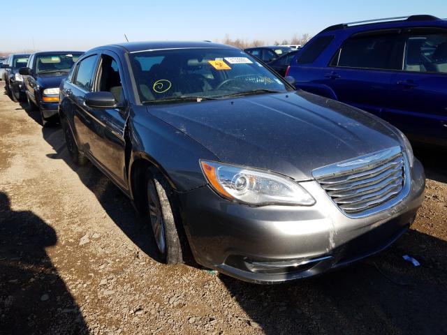 Chrysler 200 lx (2013)