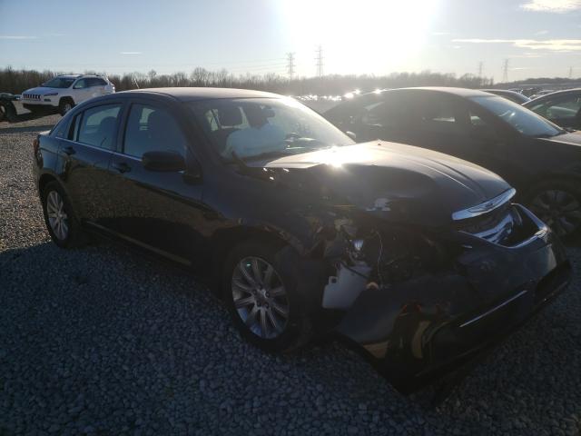 Chrysler 200 tourin (2013)