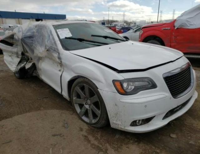 Chrysler 300 srt-8 (2013)