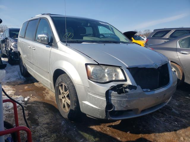 Chrysler Town & cou (2010)