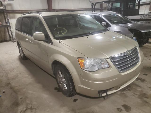 Chrysler Town & cou (2010)
