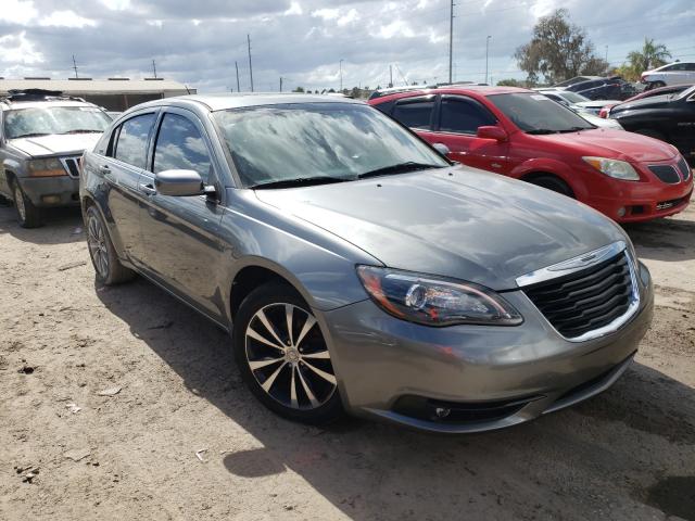 Chrysler 200 s (2011)