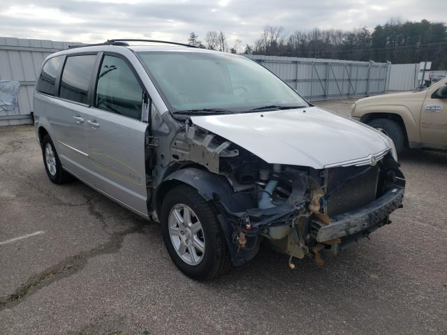 Chrysler Town & cou (2010)